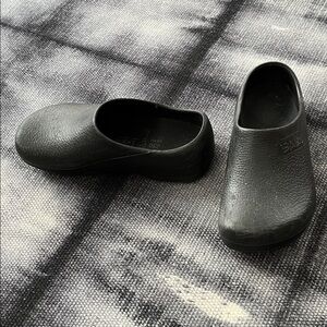 Black Birki’s Slip-On Clogs, professional, 39